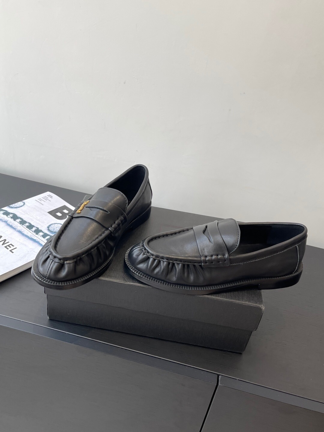 Saint Laurent Classic Loafer Mule Flats - KFY00350