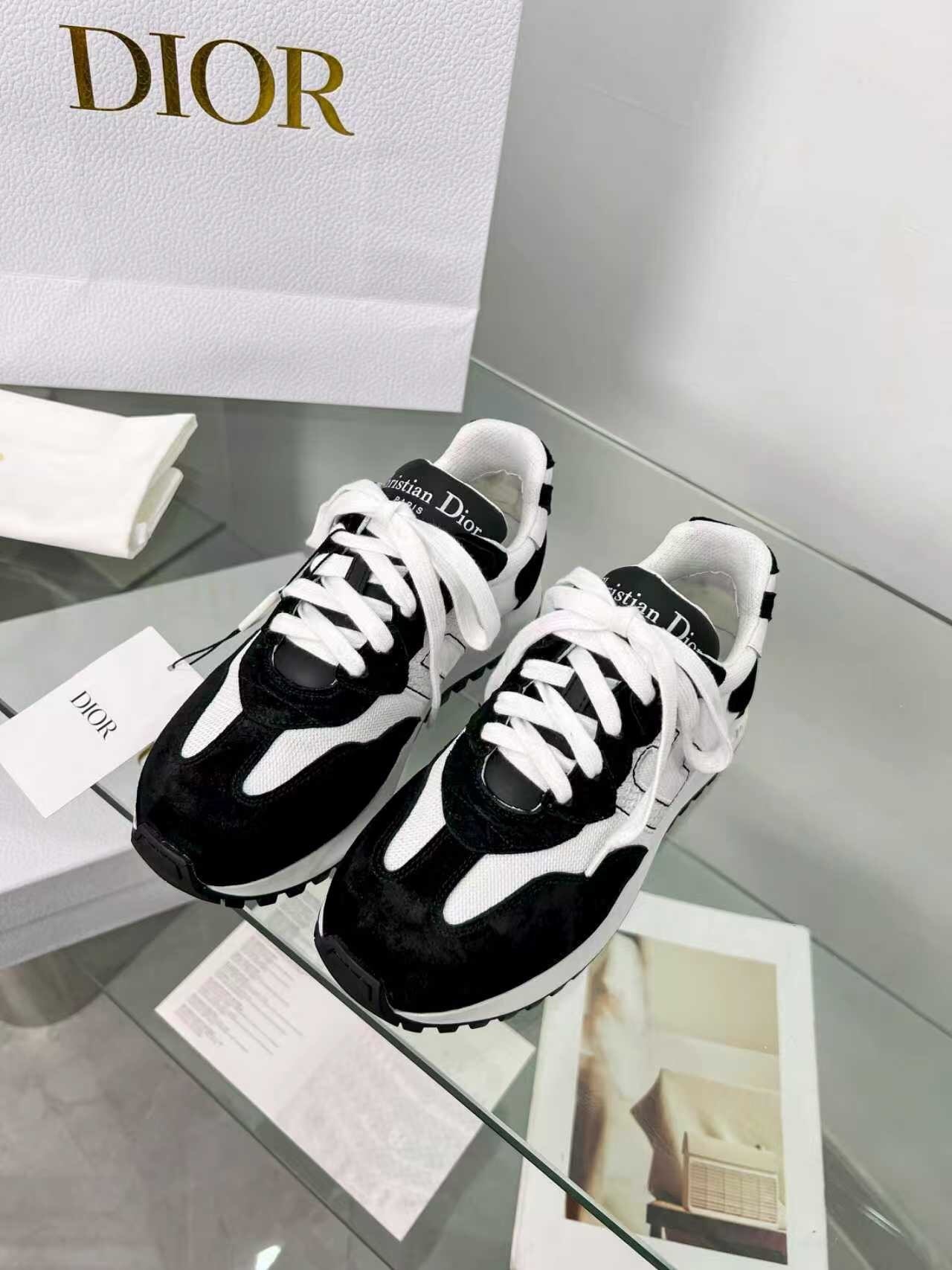 Dior C'est Dior Sport Sneakers - LY00