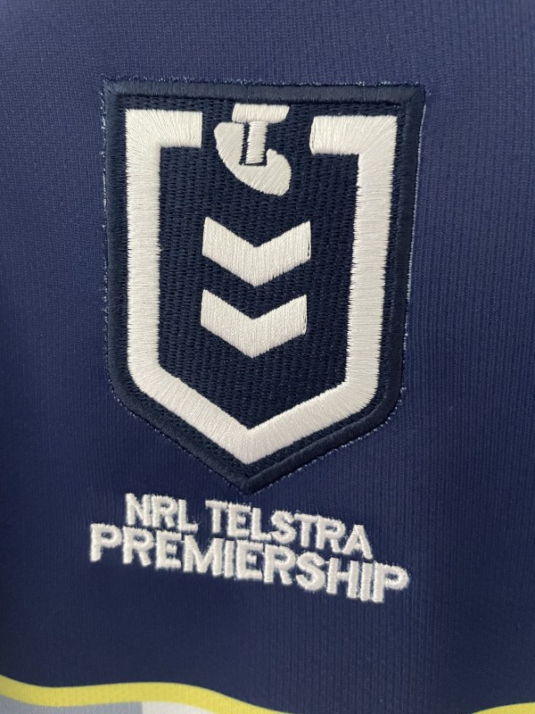25/26 North Queensland Cowboys White and Navy with Grey Stripes Jersey