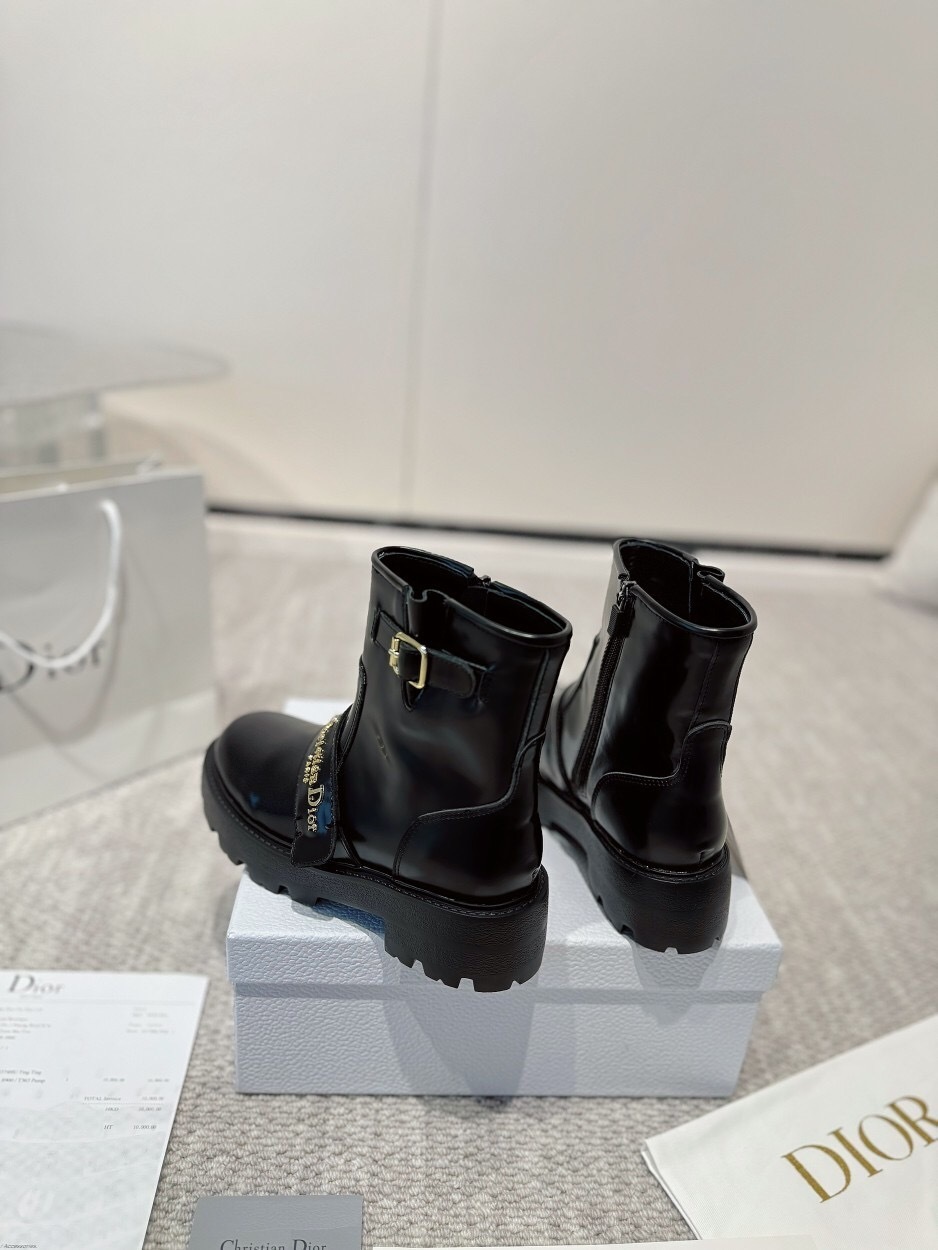 DIOR CHRONO Ankle Boots with CD Logo and Exclusive Zipper - LY00340