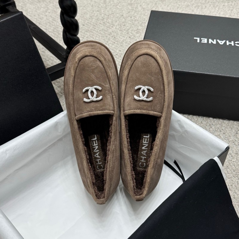 Chanel 2025 SS Teddy Fur Loafers with Double C Logo - KFY00300