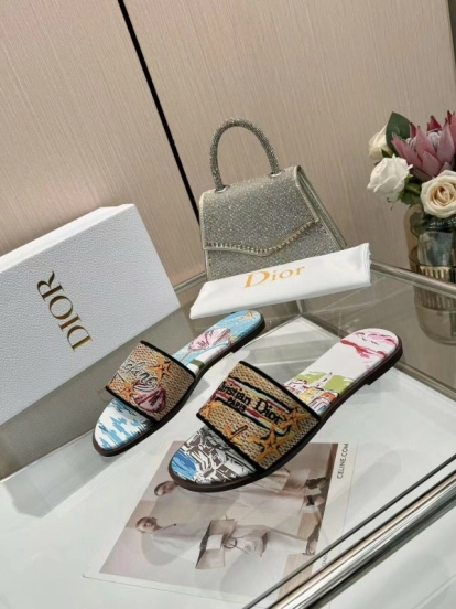 Dior 2025 SS Embroidered Monogram Slippers for Women with Lambskin Lining - L Y00200/L Y00240