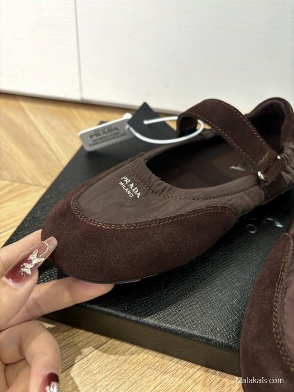 Prada 2025 SS Metal Toe Thin Sole Training Shoes Casual Footwear - LY00260