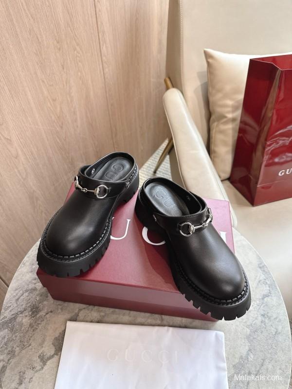 Gucci Women's Mule Shoes with Horsebit Detail - LY00300