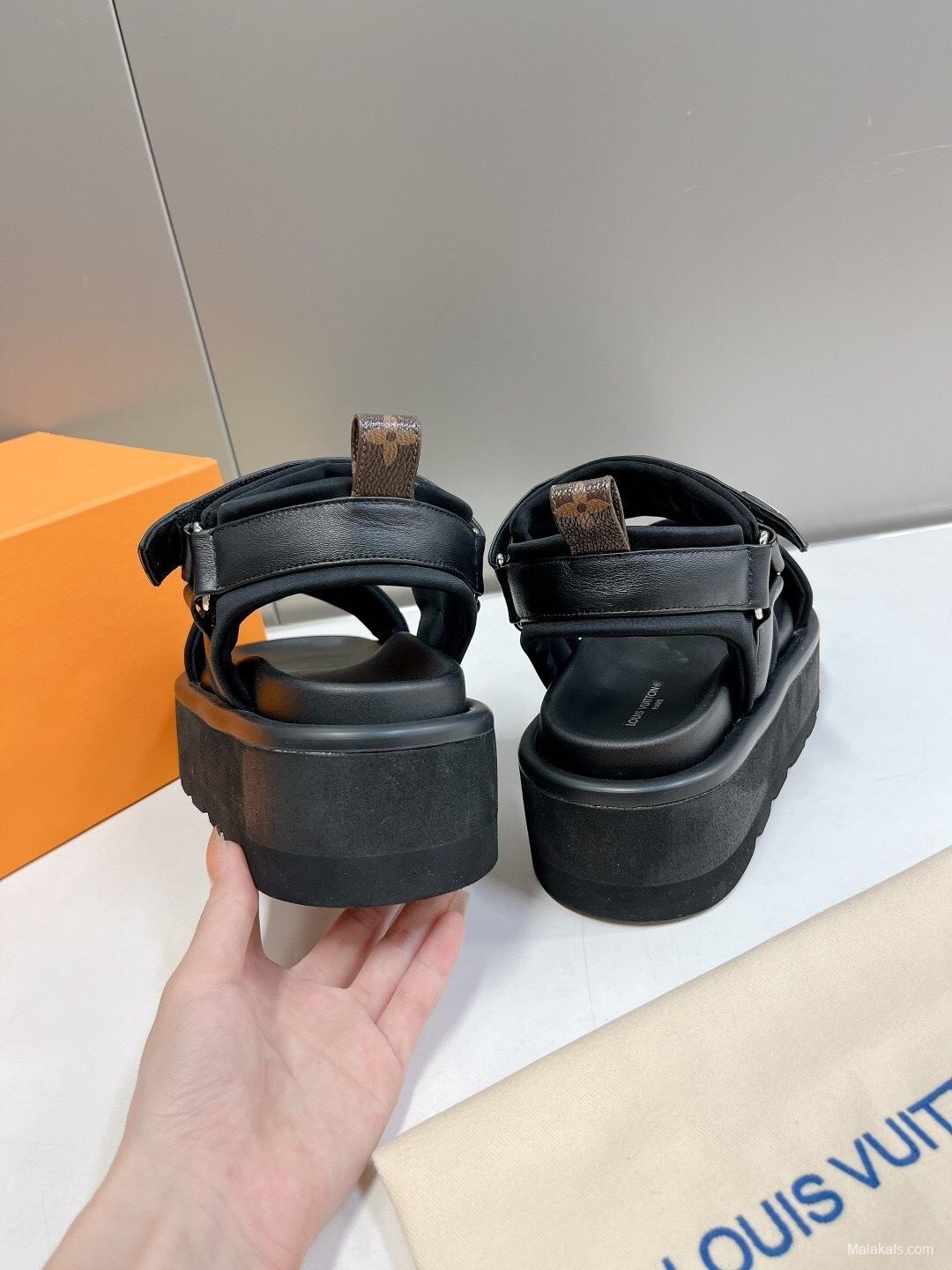 Lv 2025/SS Latest High-End Fashion Versatile Platform Sandals - LY00