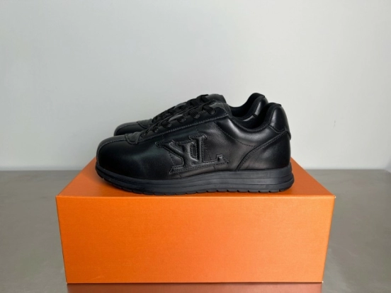 LV Louis Vuitton 2025 SS Pharrell Williams Collaboration Platform Casual Sneakers - YC