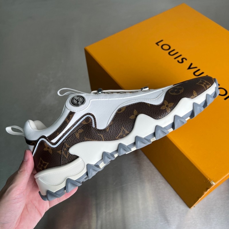 Louis Vuitton LV Circle Low-Top Casual Shoes with Anti-Slip Metal Accessories - YC