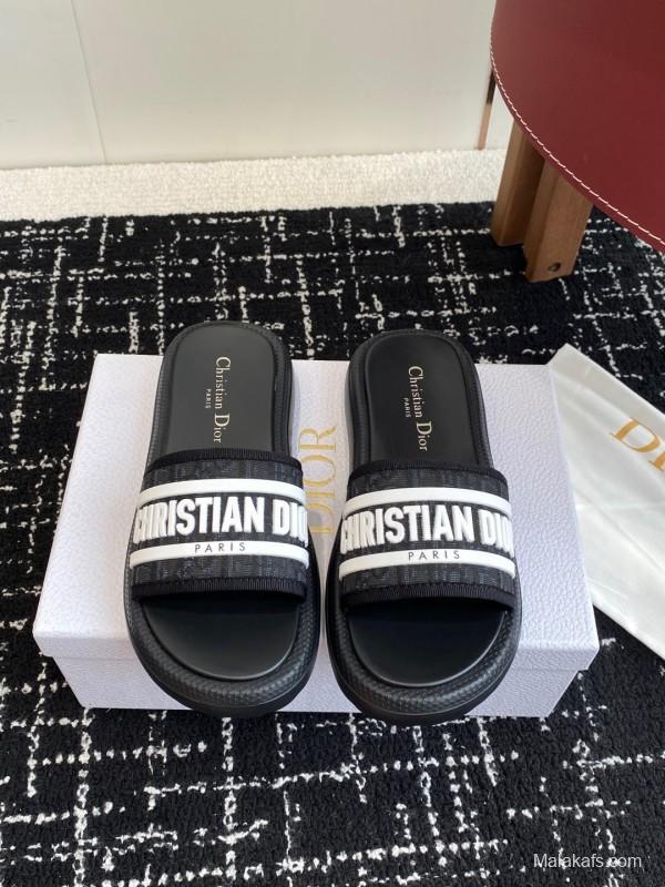 Dior Spring Summer 2025 Latest Lightweight Foam Sole Beach Sandals - KFY00260