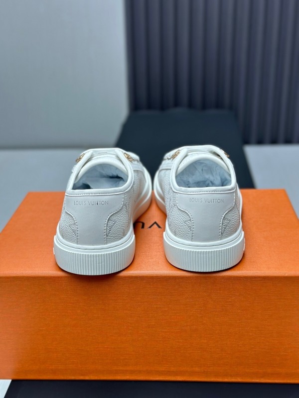 Louis Vuitton Time Out Series Animal Print Casual White Sneakers - AS00260