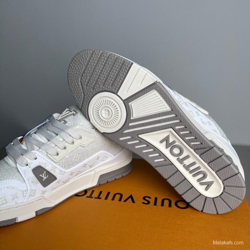 Louis Vuitton 2025 SS Replica Luxury Sneakers with Imported Calfskin and Signature Logo - YC