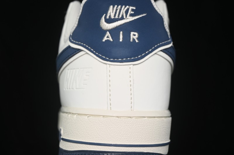Nike Air Force 1 '07 Low Collaboration Casual Skateboarding Shoes with Full-Length Air Cushion - DD1982-351