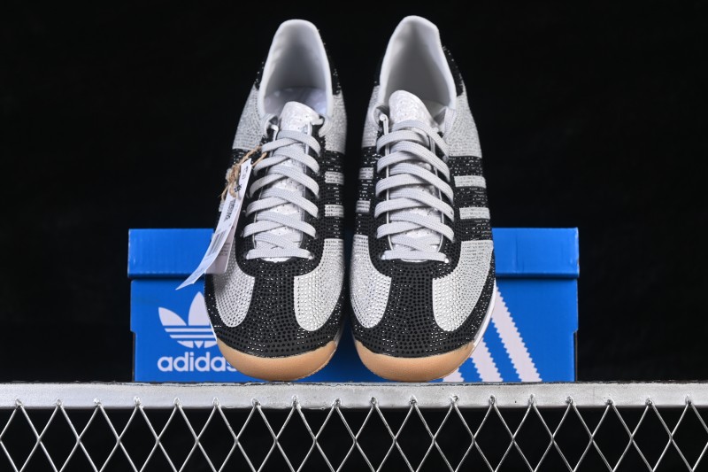 Adidas Originals SL 72 Retro Running Shoes with Classic Suede and Nubuck Uppers - KJ6151
