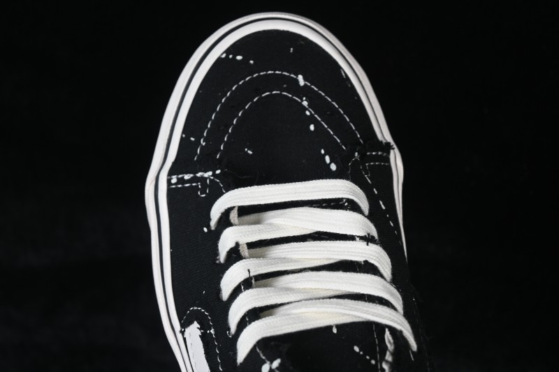 Vans Sk8-Mid Frayed Casual Skateboarding Shoes - VN000XUKGTW