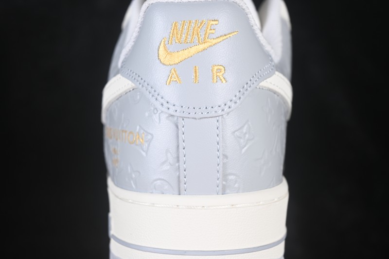 Nike Air Force 1 '07 Low Basketball Shoes with Classic Cushioning and Durable Leather Upper - GS2288-013
