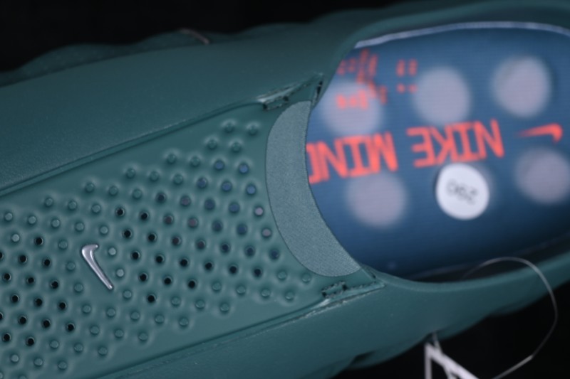 Nike Mind 001 Neuroscience Footbed Massage Slippers - HQ4307-300