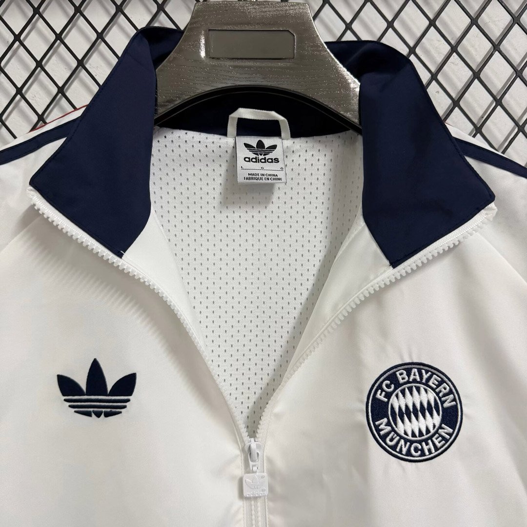 26/27 Bayern Munich White Full Zipper Windbreaker Jacket